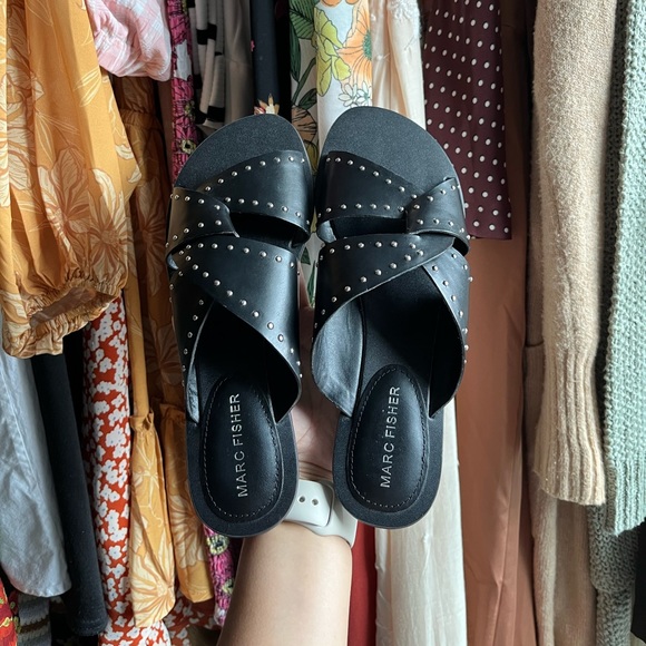NWT Marc Fisher Black Studded Flat Sandals - Picture 3 of 6